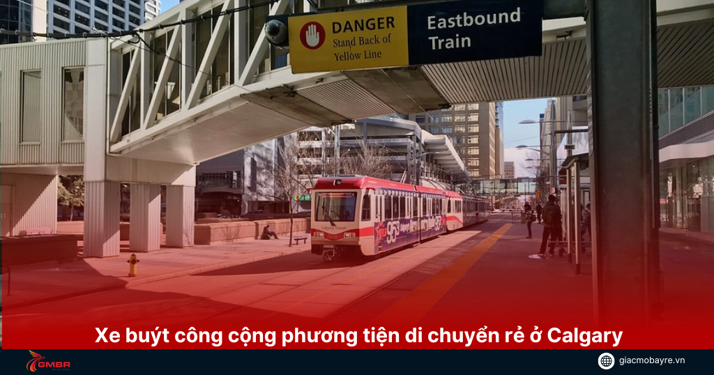 Xe buýt công cộng phương tiện di chuyển phổ biến ở Calgary