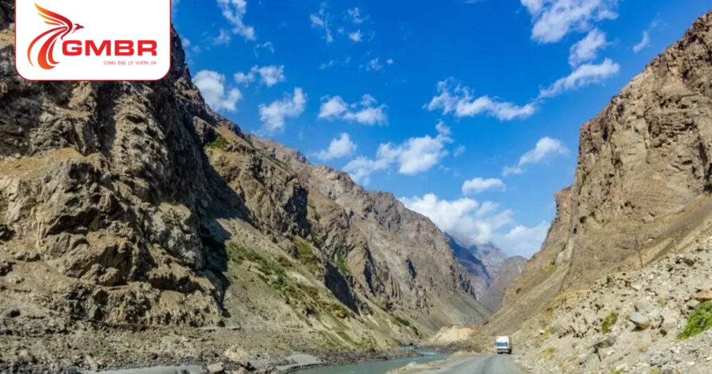 Du lịch Tajikistan: Thời điểm du lịch, Địa điểm, Lịch trình du lịch & Hãng hàng không khai thác chuyến bay đến Tajikistan 2 Cung đường Pamir Highway