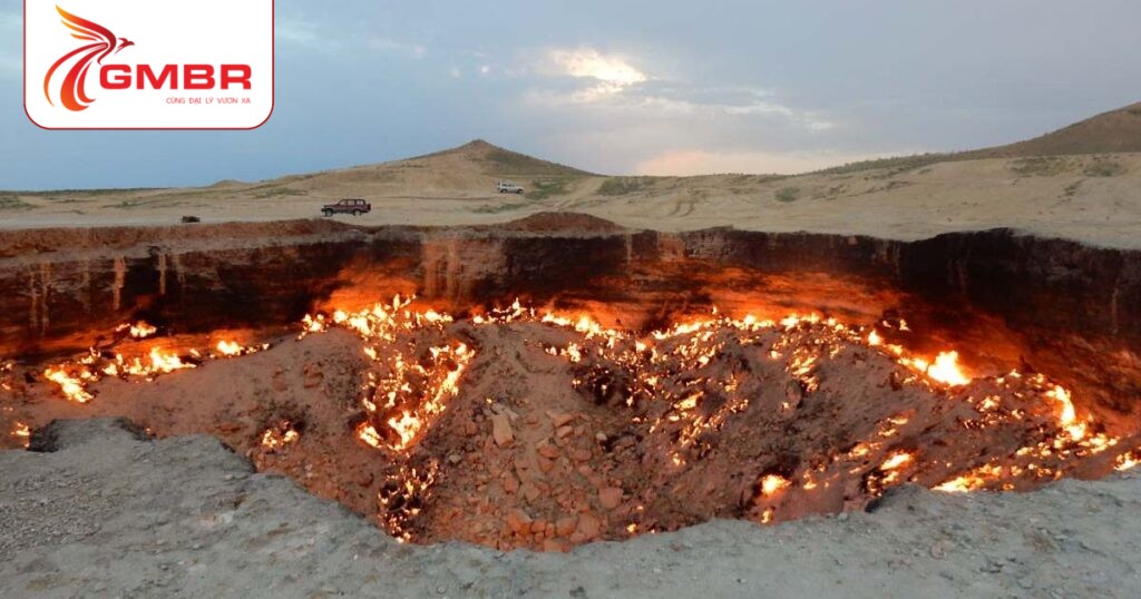 Darvaza Gas Crater 