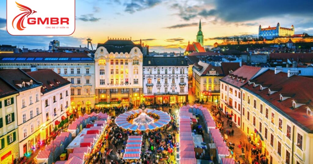 Du lịch Slovakia: Thời điểm du lịch, Địa điểm, Lịch trình du lịch & Hãng hàng không khai thác chuyến bay từ Việt Nam đến Slovakia 2 Thủ đô Bratislava